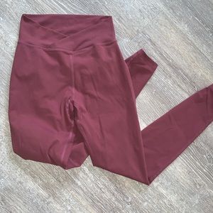 Alphalete surface path leggings